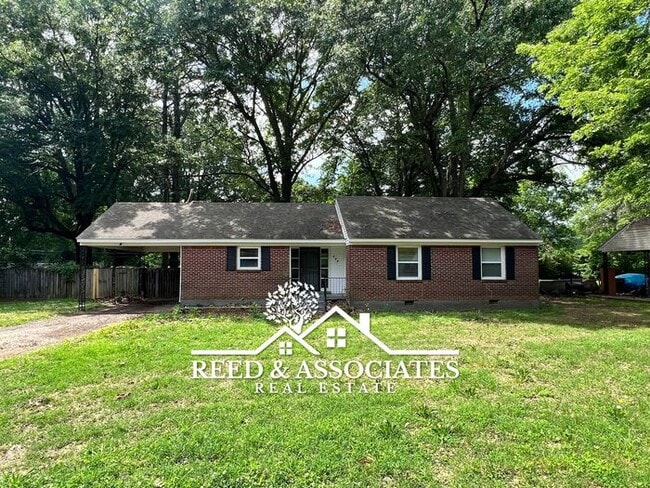 Building Photo - 3 Bedroom in Whitehaven! Rental