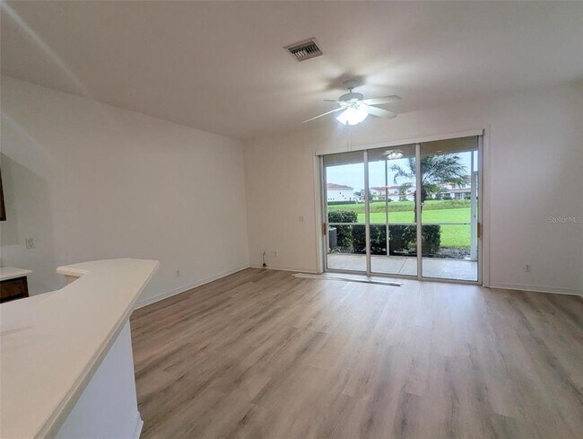 Photo - 1076 Jonah Dr