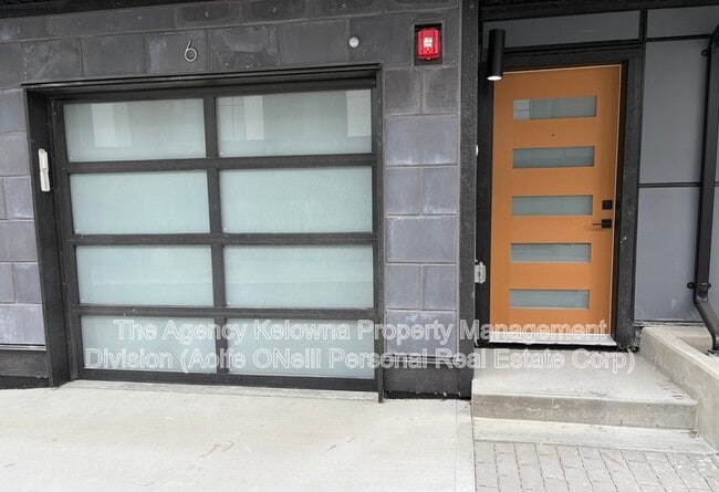 Building Photo - 1980 Upper Sundance Dr