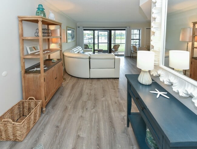 Photo - 1605 S US Hwy 1 Unit V3-103