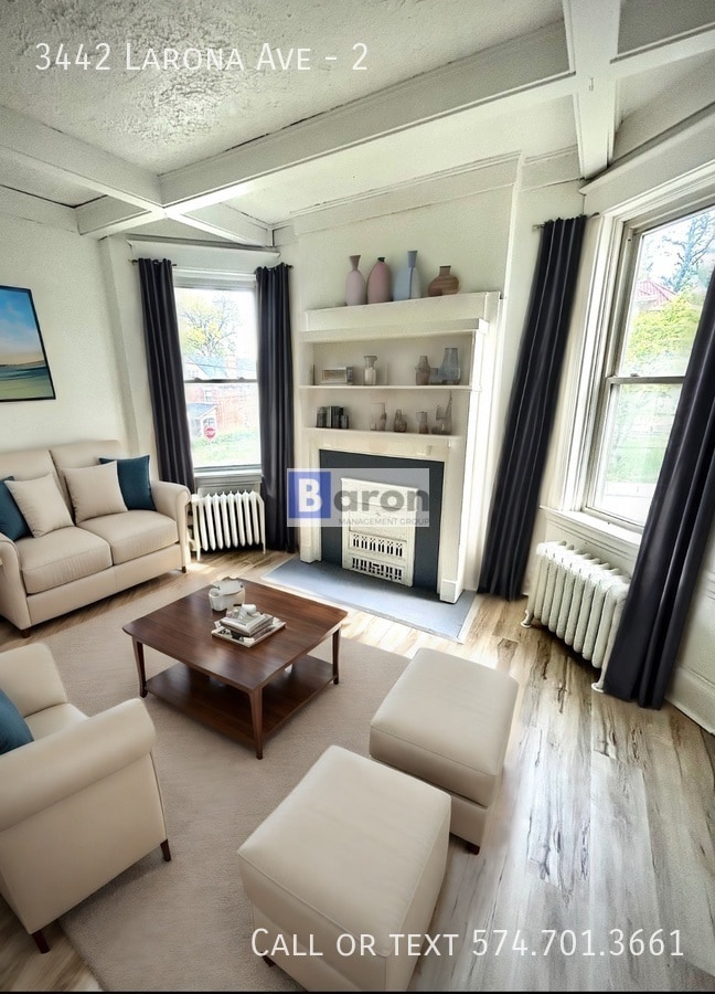 Building Photo - 3442 Larona Ave Unit 2