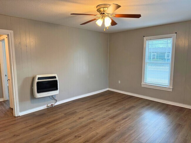 Photo - 2706 Palmetto Dr