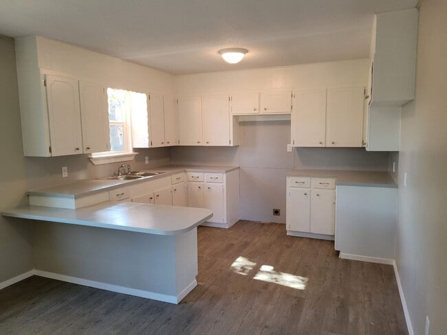 Photo - FIRST 3 MONTHS ONLY $1,195!  Updated 3 Bed...