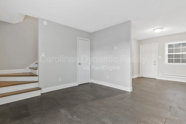 Photo - 321 S Gardner Ave Unit 2