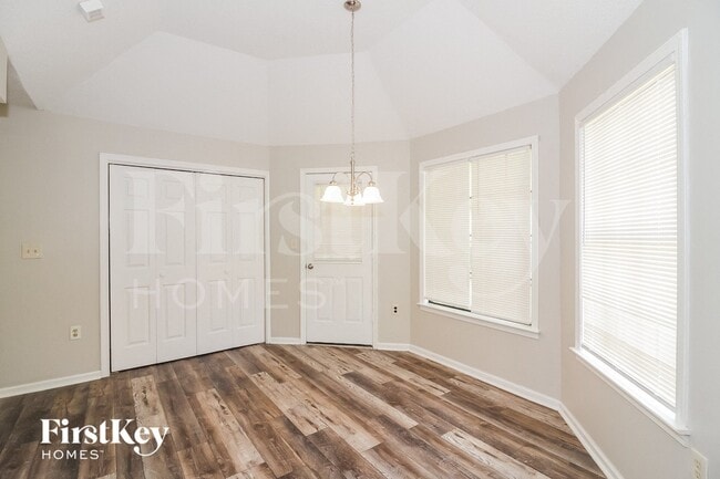 Photo - 7134 Markim Dr