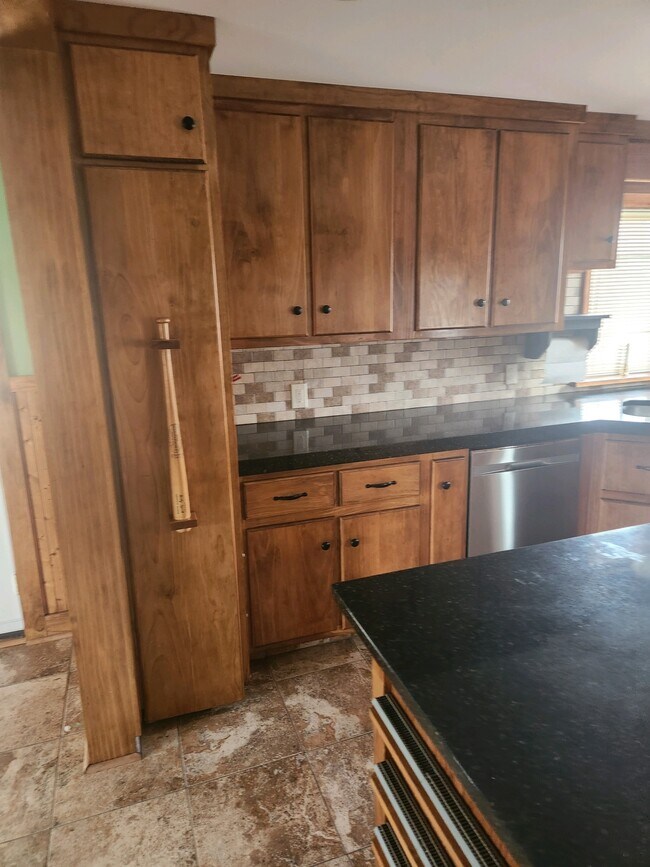 Photo - 717 Draketown Rd