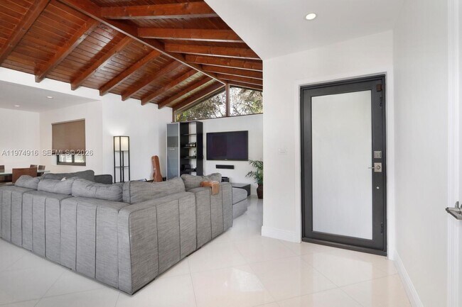 Photo - 8520 SW 103rd St