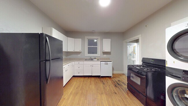 Photo - 117 Ashmont St Unit 1