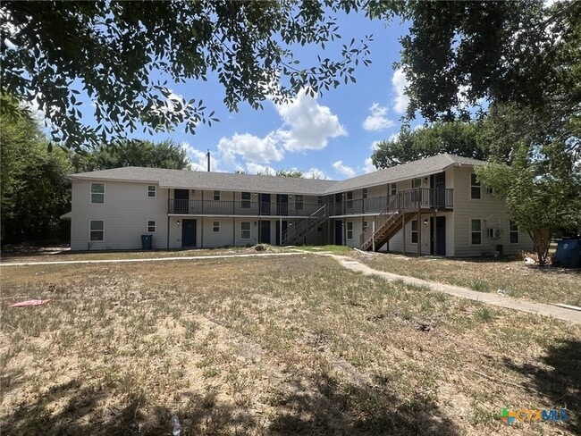 Building Photo - 201 Lowery Dr Rental