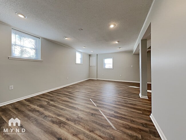 Photo - 2517 Devon Dr