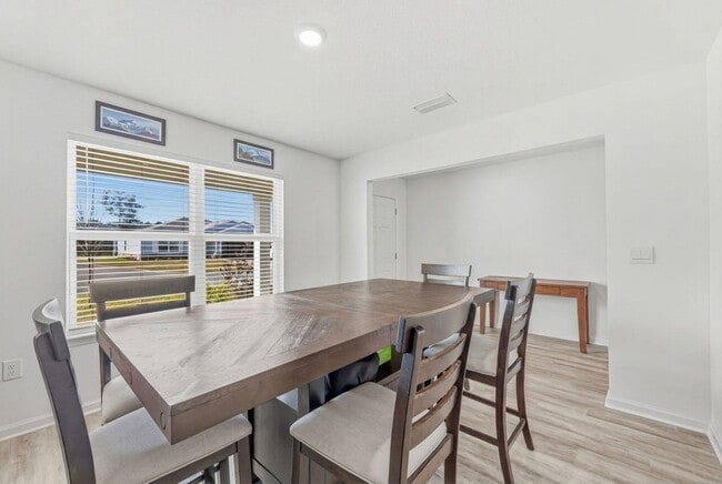 Photo - 25 Riverwalk Xing