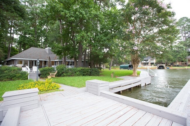 Photo - 3007 Willowbend Rd