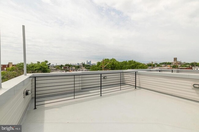 Photo - 419 W Cumberland St