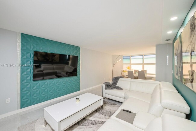 Photo - 6423 Collins Ave Condo Unit # 301