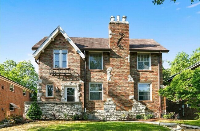Photo - 7440 Delmar Blvd Condo Unit F1