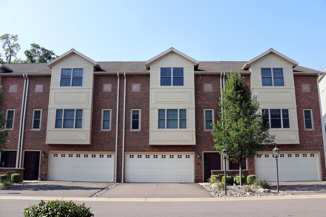 Photo - 152 Jacobs Landing Way Townhome