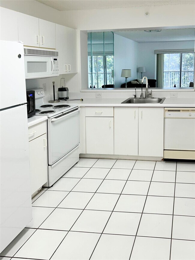 Photo - 9511 Weldon Cir Unidad 412