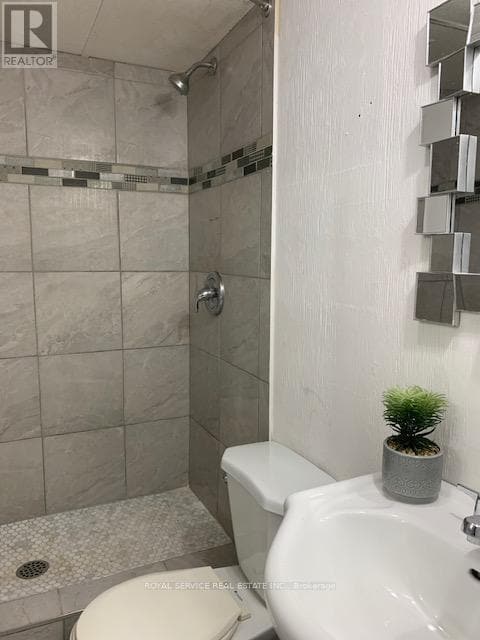 Photo - 1037 Arthur St