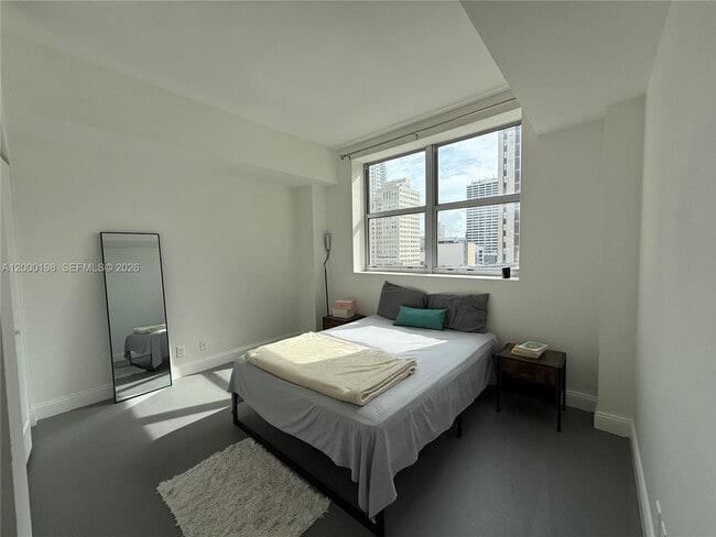 Photo - 111 E Flagler St Unit 707