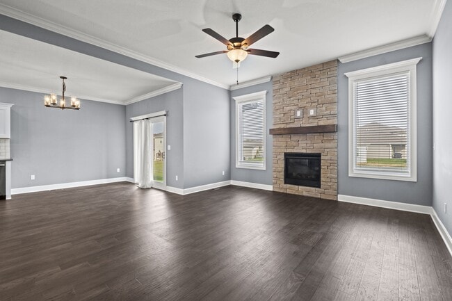 Photo - 15300 Jessica St