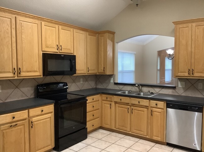 Photo - 4410 Shady Elm Dr