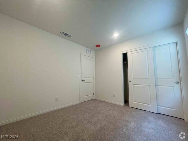 Building Photo - 7370 Daly Grv St Rental