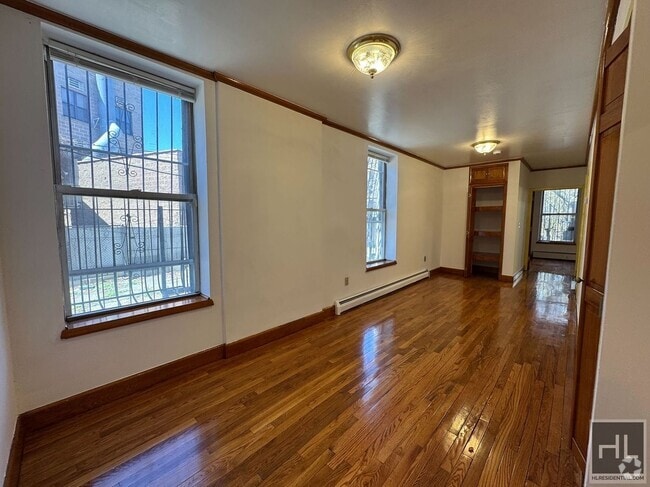 Building Photo - LINCOLN PLACE Unit 2 Rental