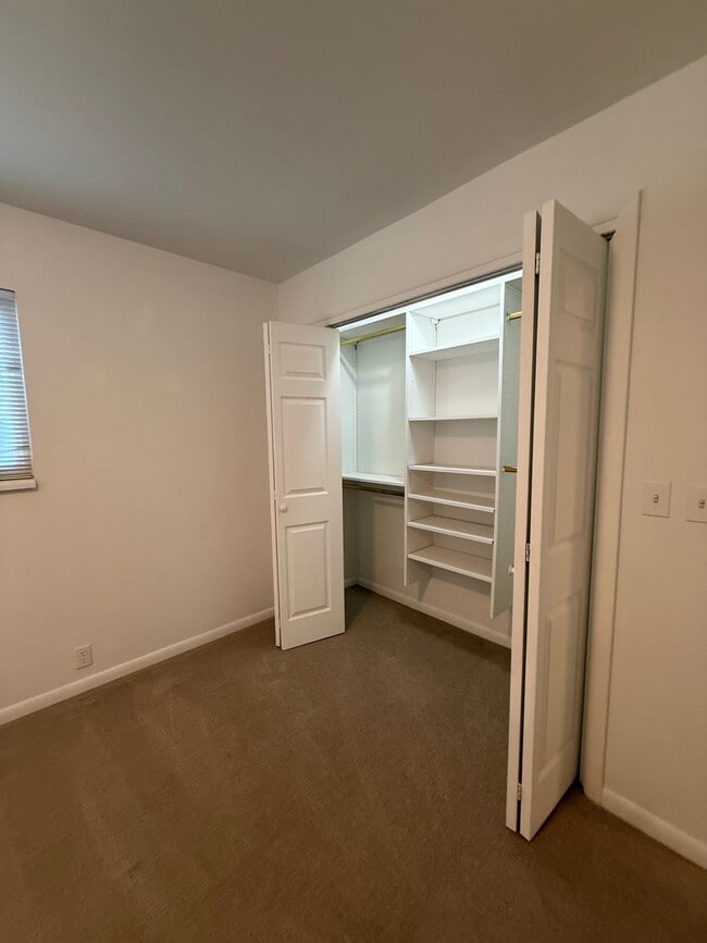 Photo - 2258 Claybourne Ave S Unidad A