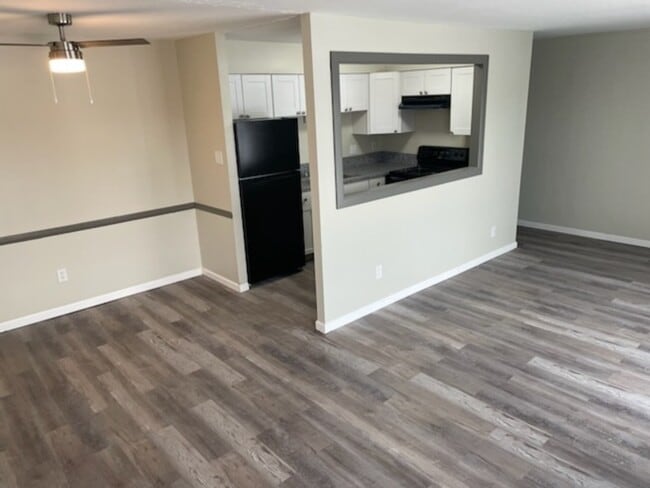 615 E Thompson Rd Unit 1