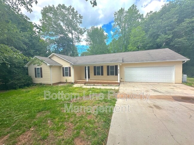 Photo - 6529 Cedar St House