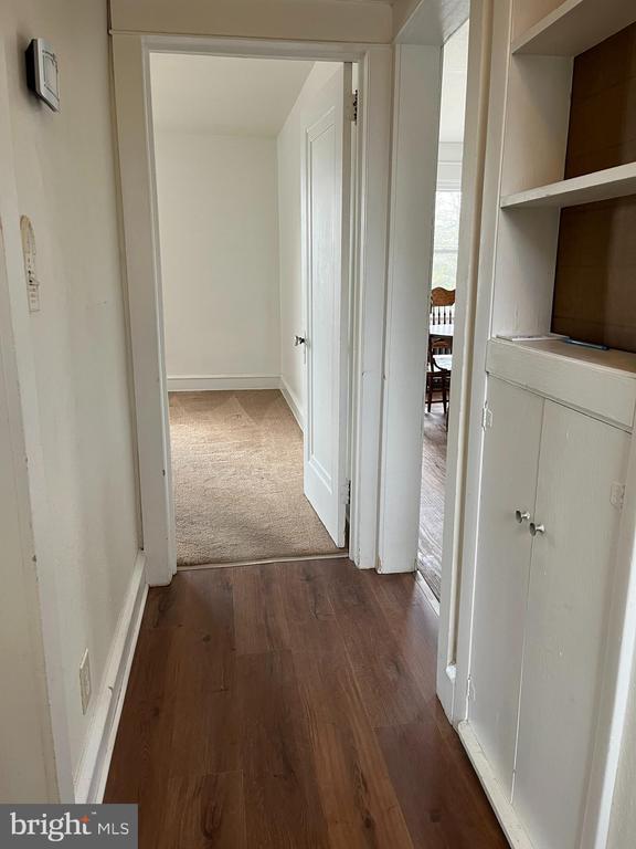 Photo - 3 N State St Unidad B