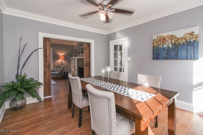 Photo - 2537 S Taylor Rd