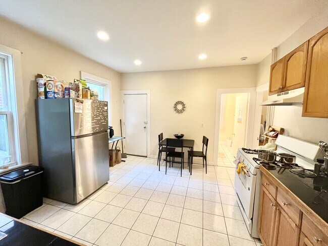 Photo - 21 Bucknam St