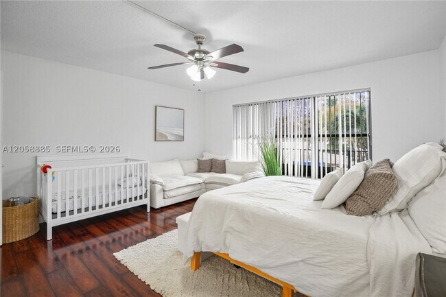 3200 Port Royale Dr N Unit 210