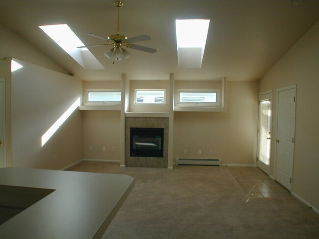 Photo - House For Lease