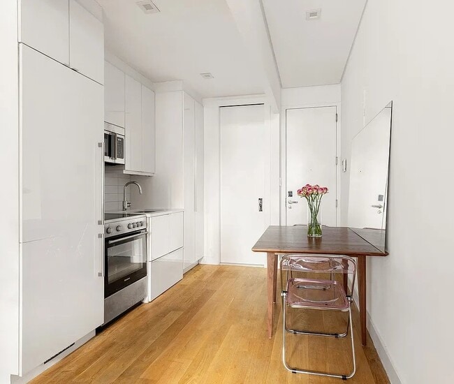 Photo - 26 Prince St Unit 4