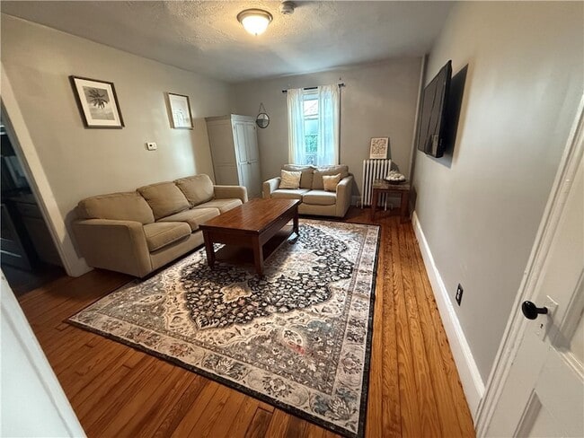 Photo - 25 W Narragansett Ave