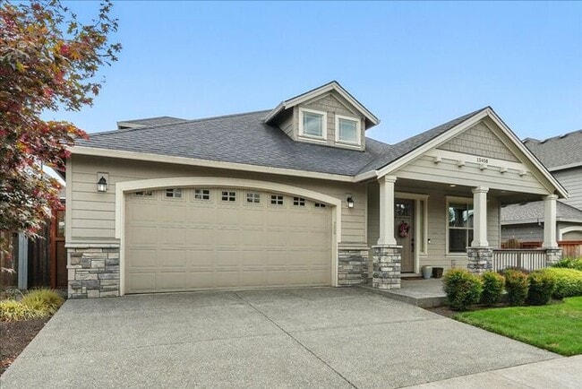 Photo - Elegant 3-Bedroom Fully Furnished Home wit...