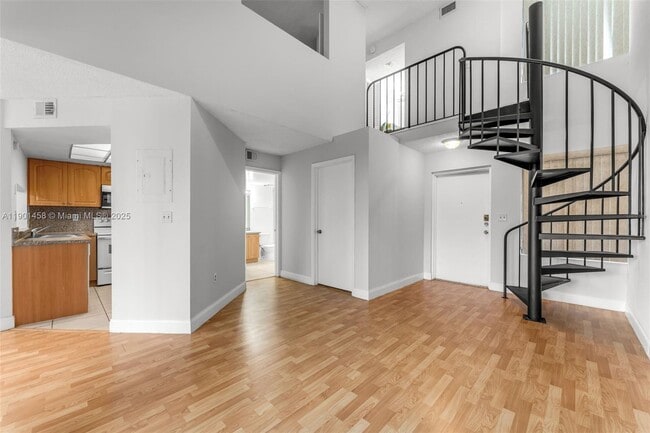 Building Photo - 8335 SW 152nd Ave Unit B409