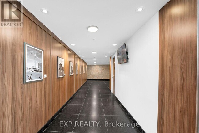 Photo - 805 Carling Ave Unit 1501