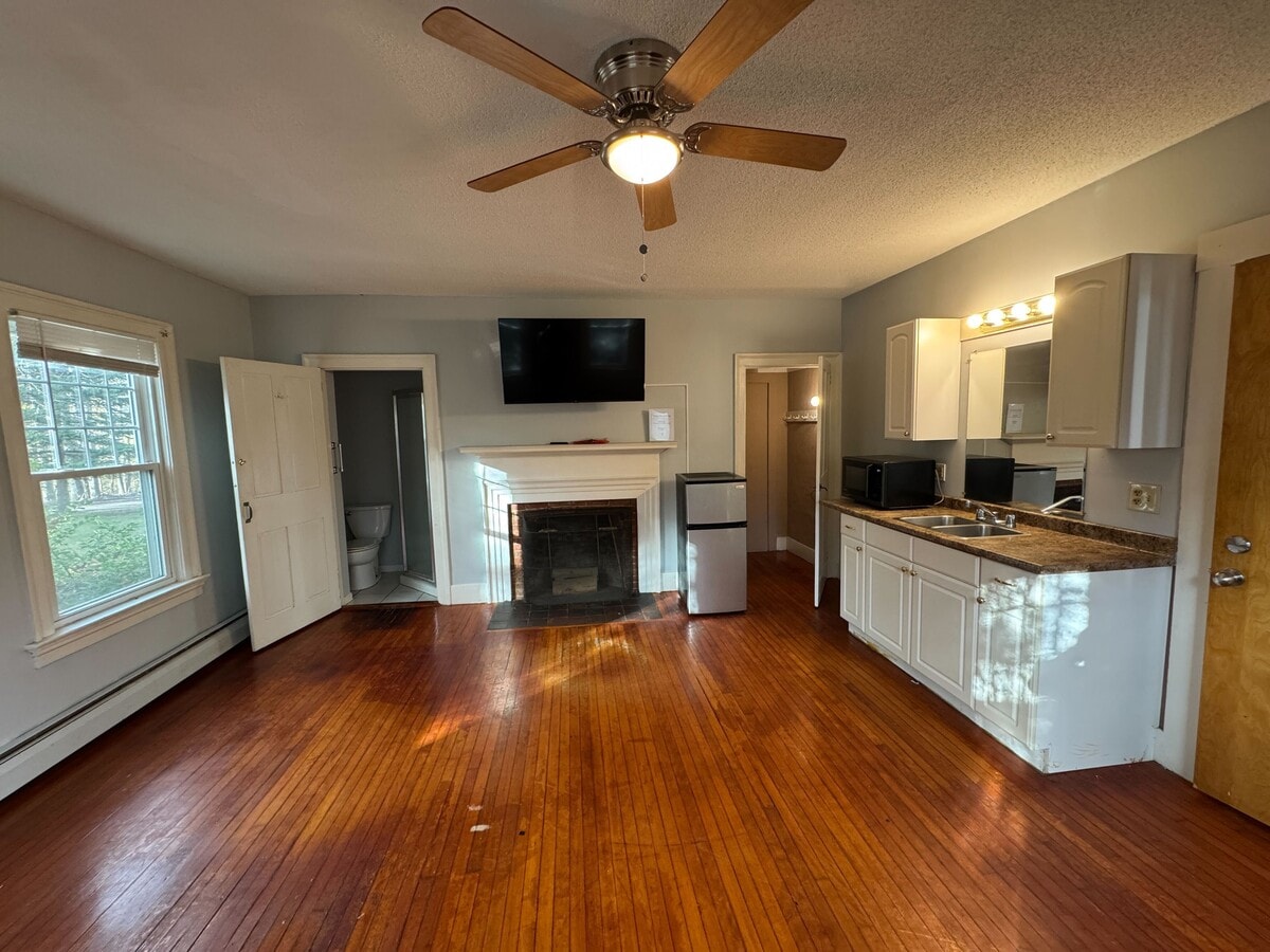 11 Mulberry Claremont - 11 Mulberry Claremont