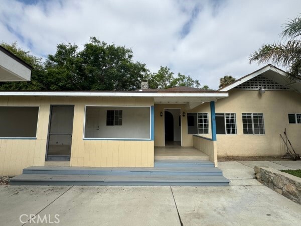 Building Photo - 5643 Phillips Blvd Rental