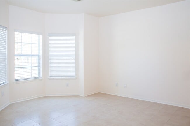 Photo - 7015 Rancho Mission Dr