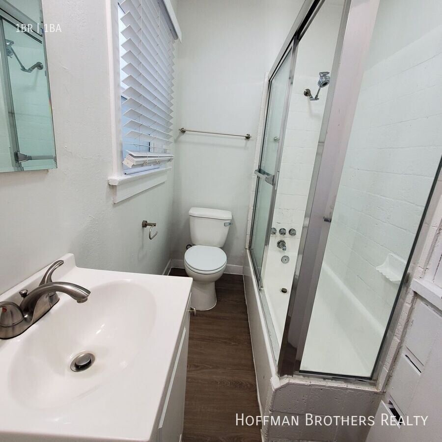 Photo - 5414 Fountain Ave Unidad 5414