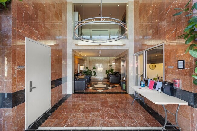 3311 Yupon St Unit 317