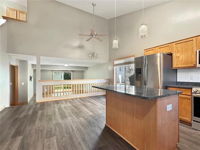 Photo - 1556 Chartreux Ave Casa Adosada