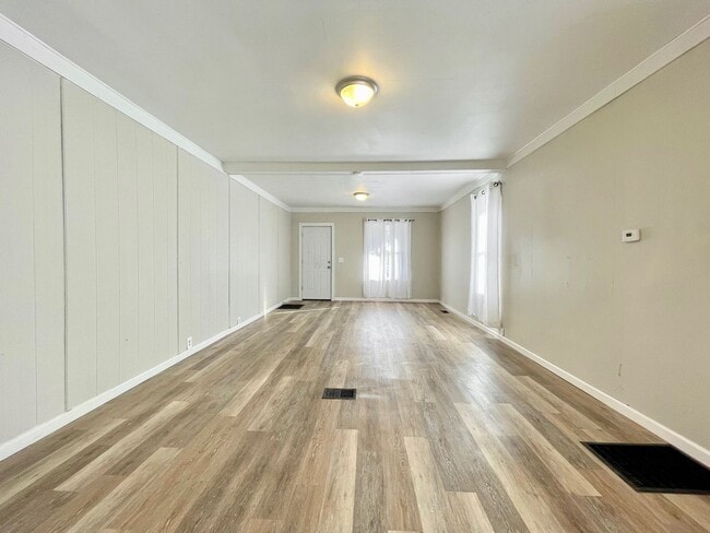 Photo - Grand 836/838 Unidad 838