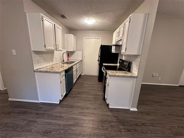 1459 Woodhall Ct