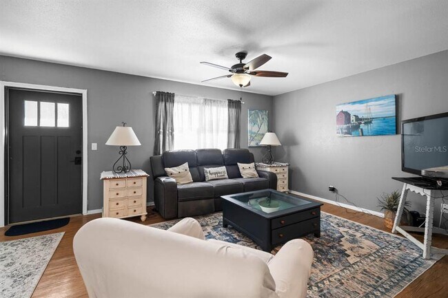 Photo - 1802 Bedford Terrace Unidad 182