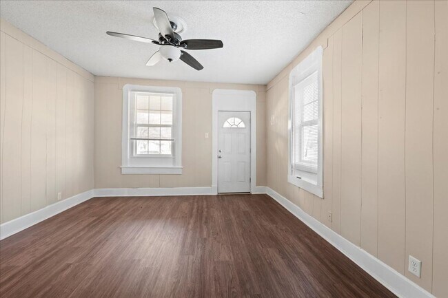 Photo - 119-119 N Grant Ave Unidad 119 N Grant Ave